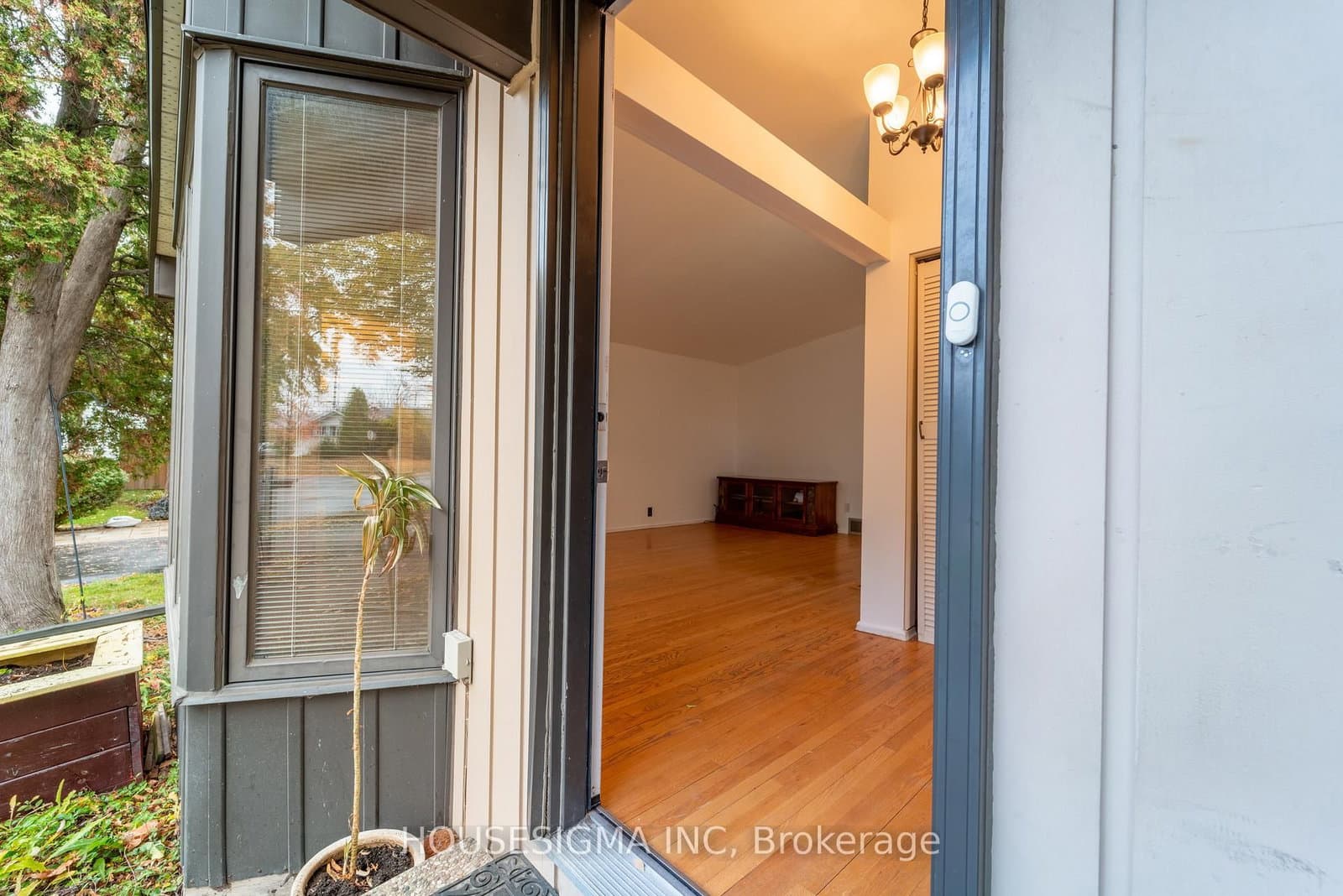 2335 Harding Road, Ottawa, ON — photo 2