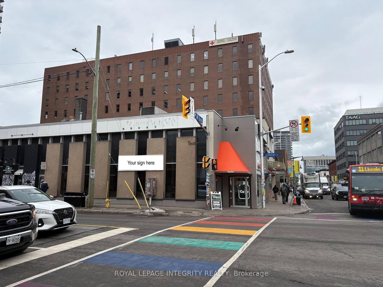 290 Bank Street, Ottawa, ON — photo 3