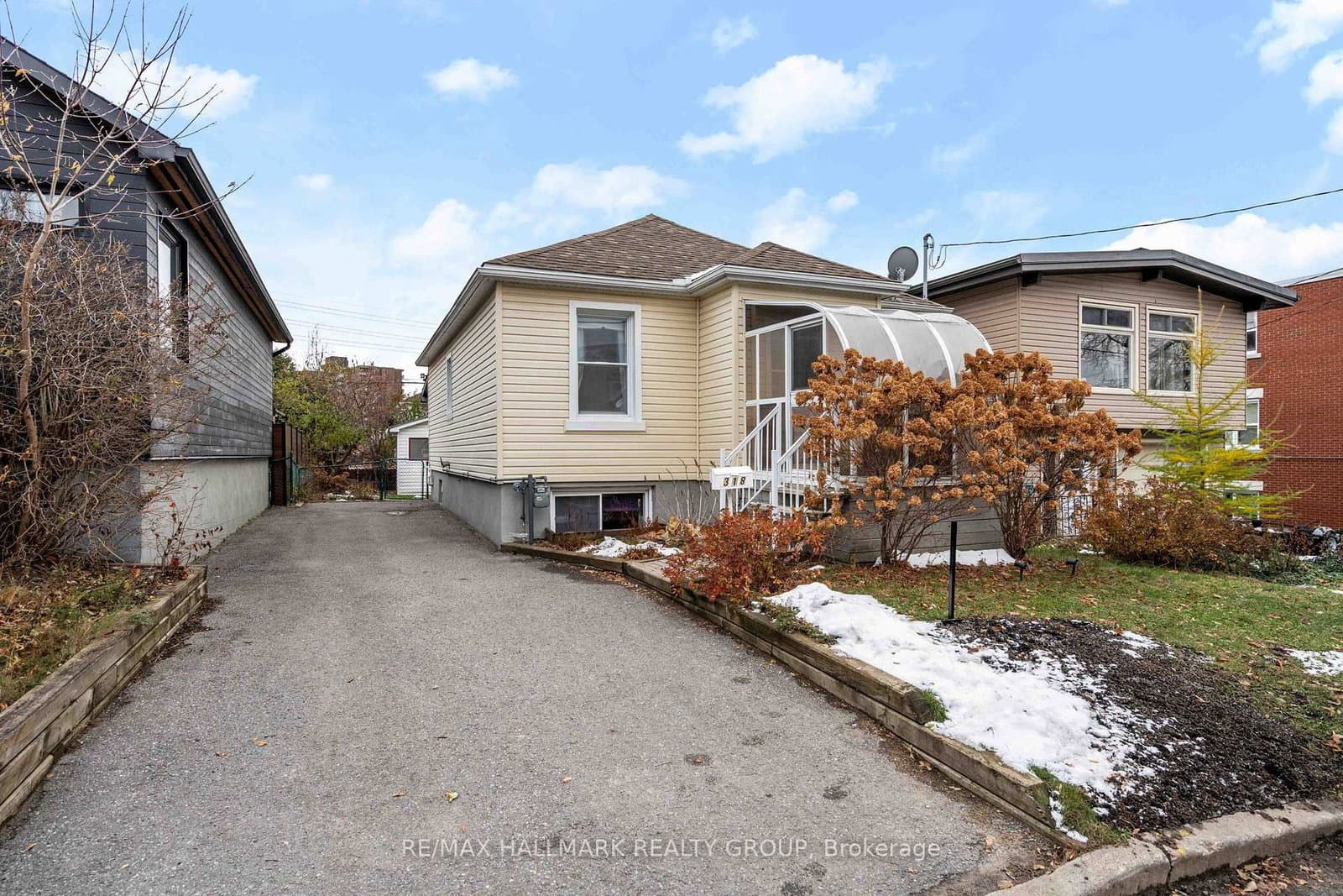 318 Shakespeare Street, Ottawa, ON — photo 2