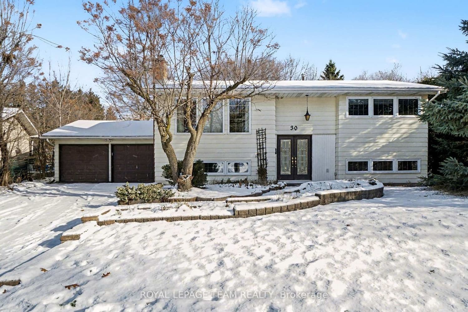 30 Juniper Court, Ottawa, ON — photo 2