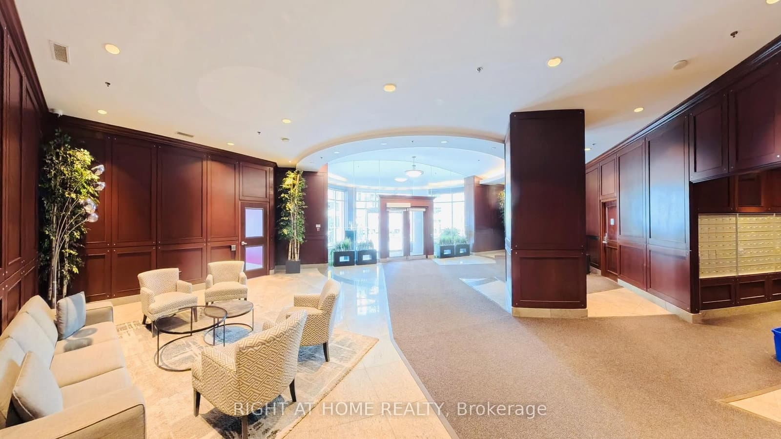 1901 - 234 Rideau Street, Ottawa, ON — photo 2