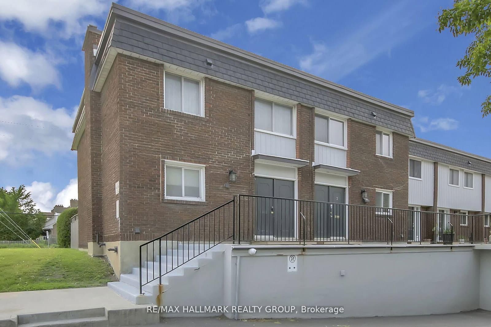 1 - 1821 WALKLEY Road, Ottawa, ON — photo 2