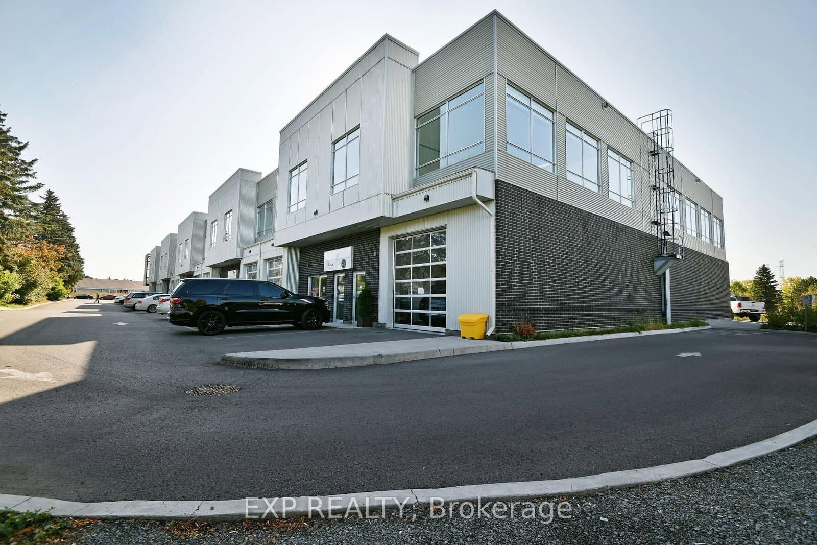 114+115 - 65 Denzil Doyle Court, Ottawa, ON