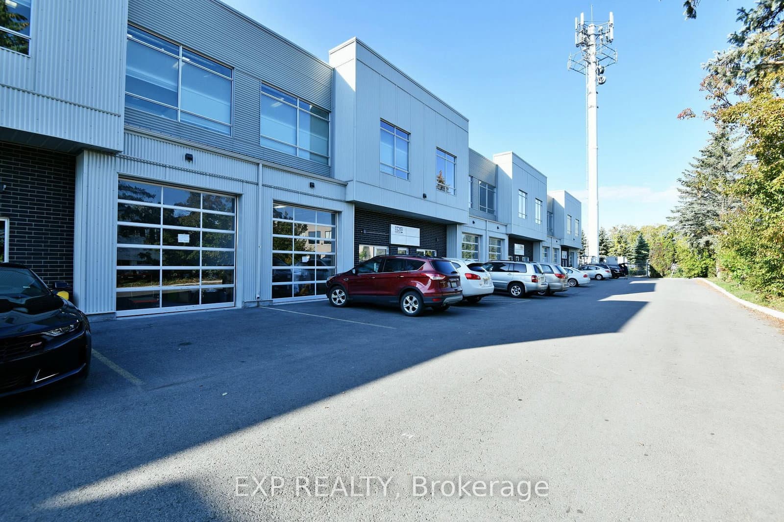 114+115 - 65 Denzil Doyle Court, Ottawa, ON — photo 2