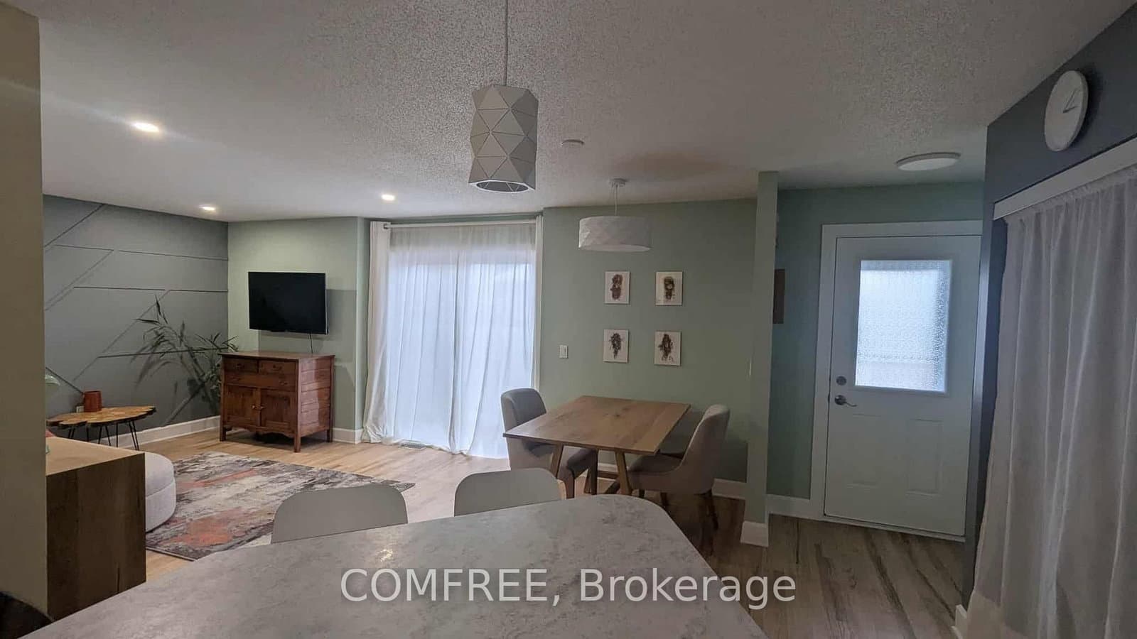 410 Grassendale Private, Richmond, ON — photo 5