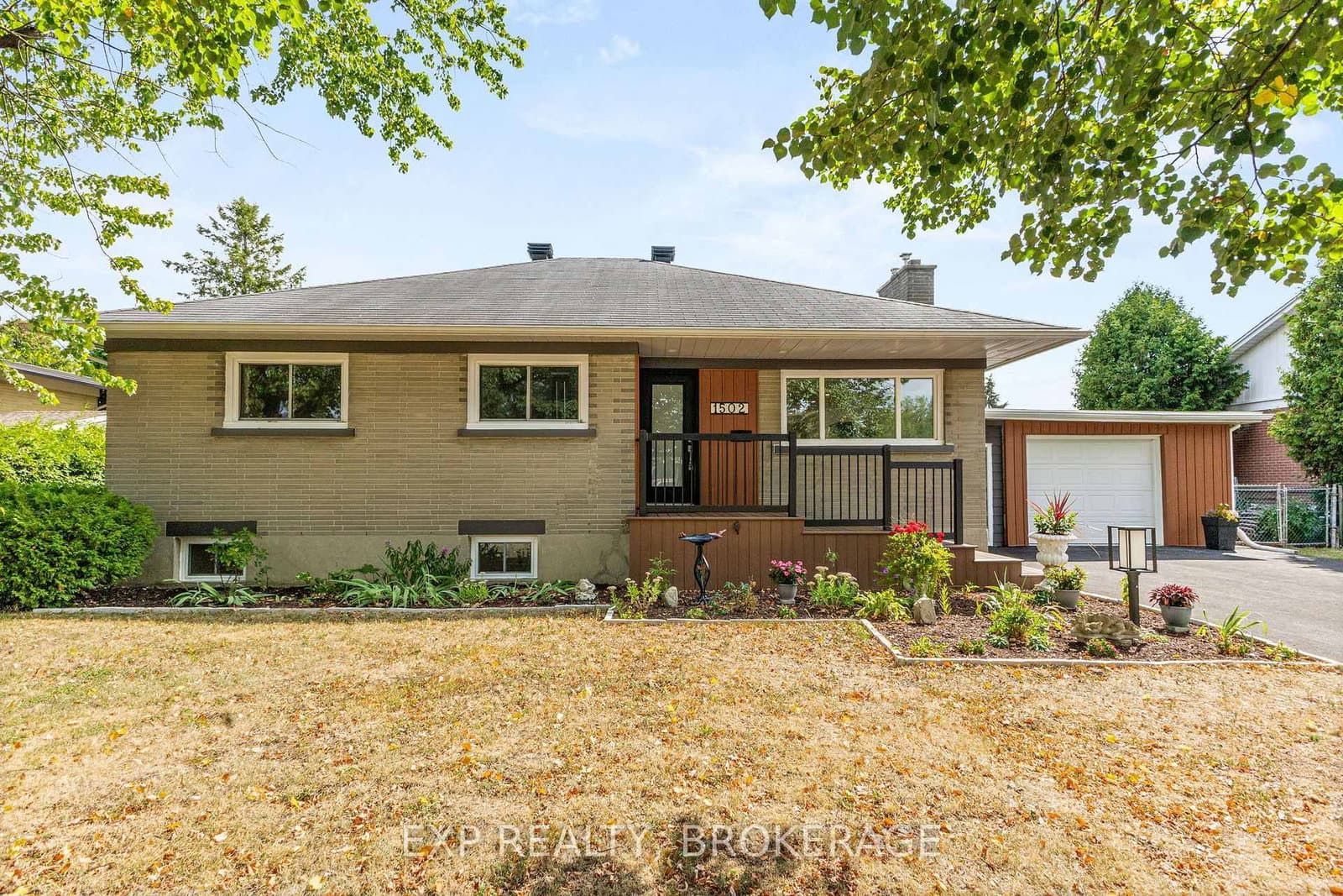 1502 Farnsworth Avenue, Ottawa, ON — photo 2