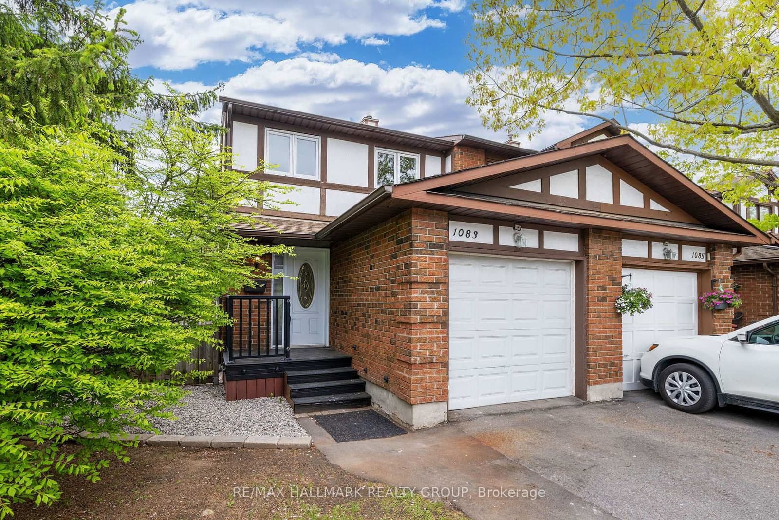 1083 Millwood Court, Orleans, ON — photo 2