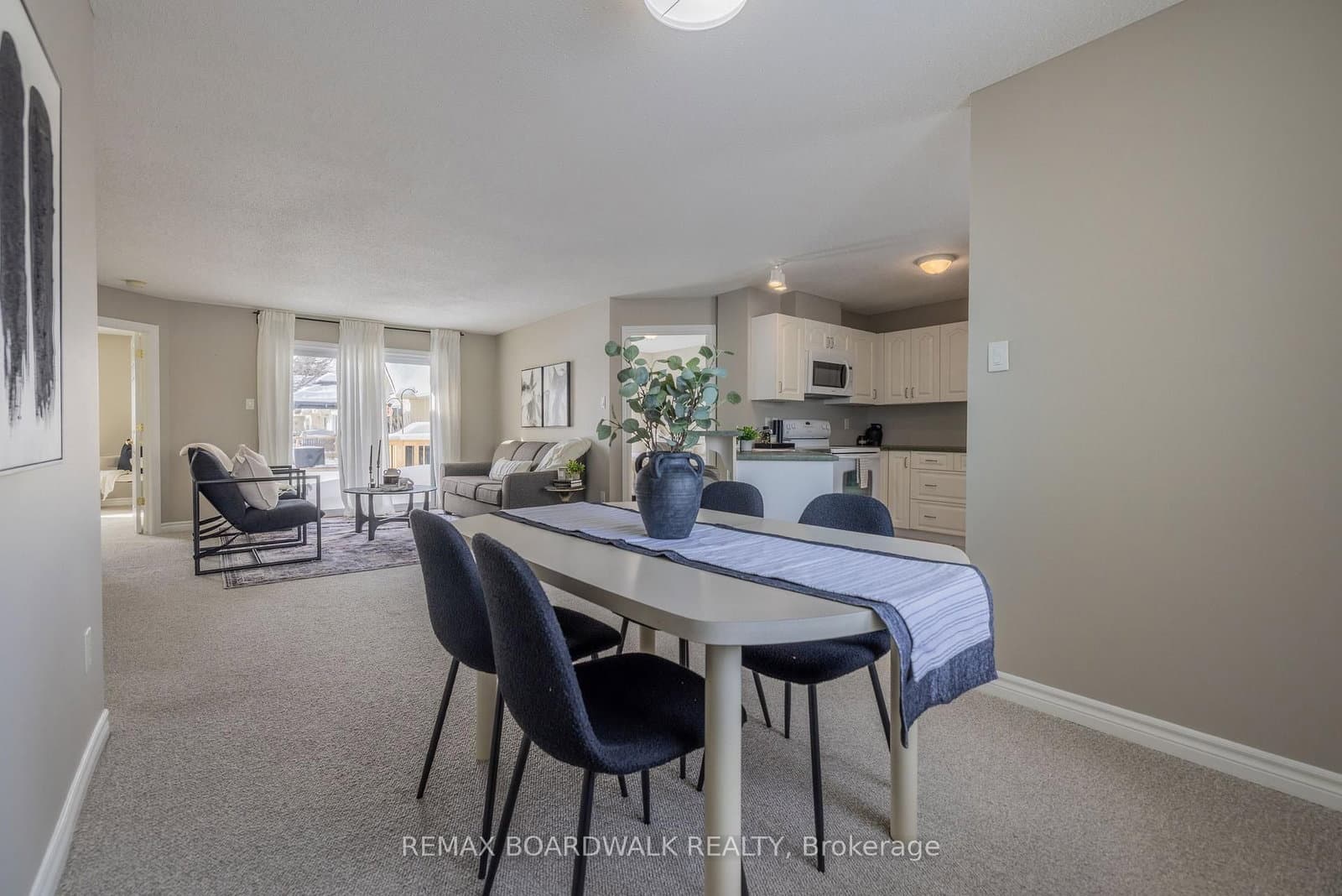 206 Oak Leaf Private, Richmond, ON — photo 8