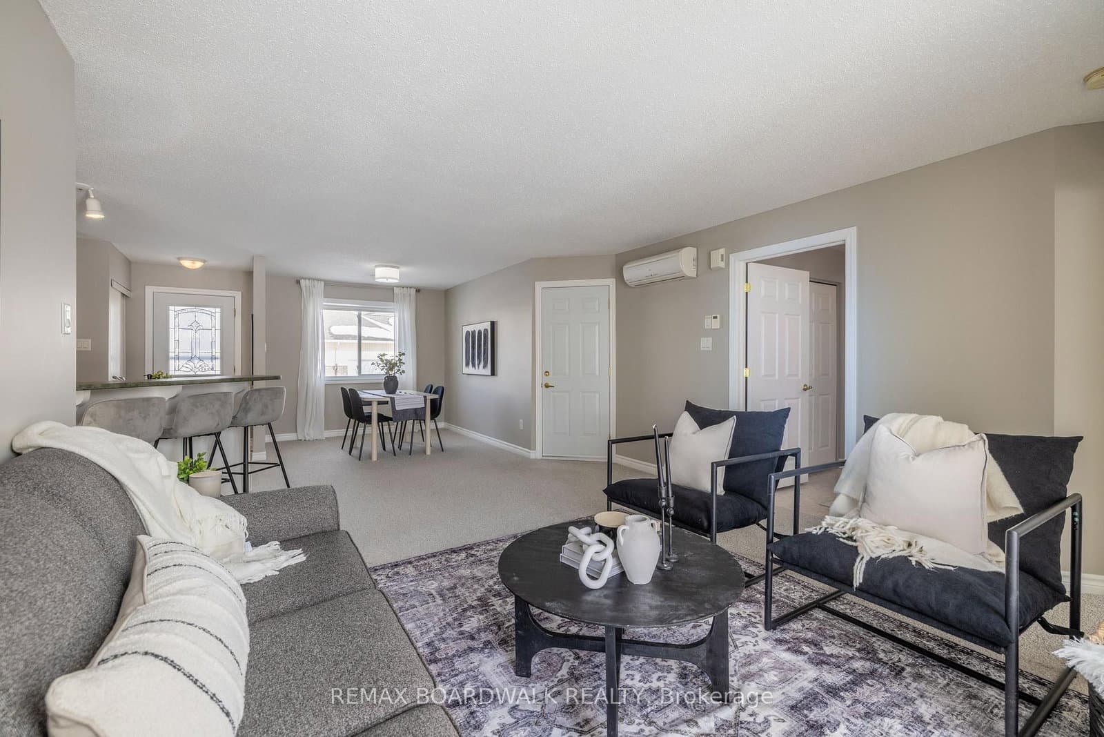 206 Oak Leaf Private, Richmond, ON — photo 9