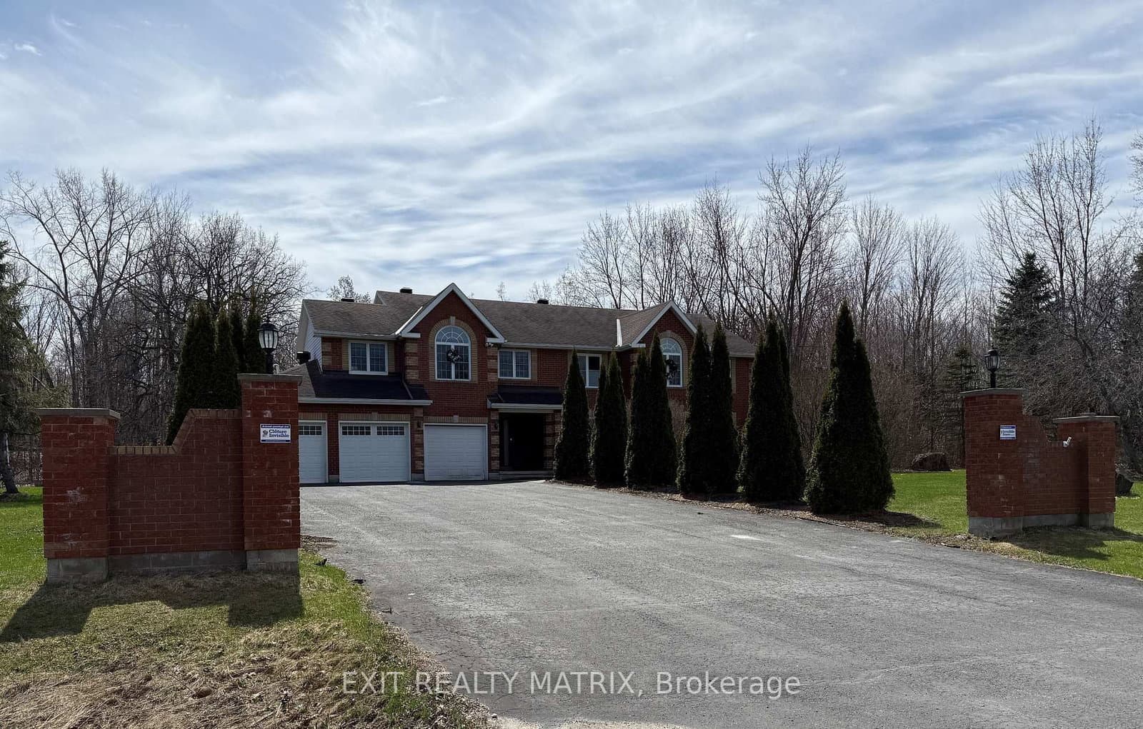 1322 Du Gouverneur Drive, Ottawa, ON