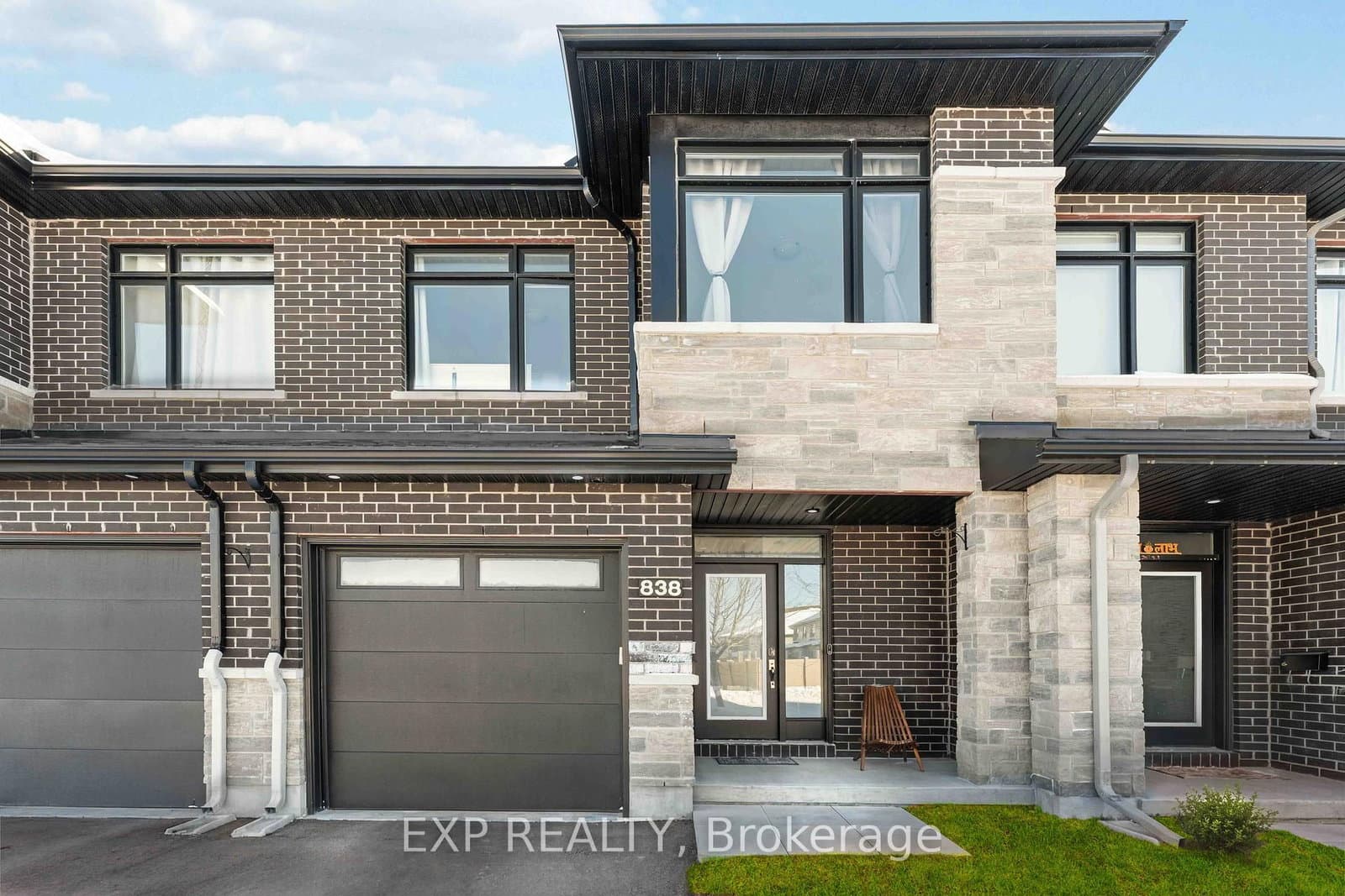 838 Clapham Terrace, Ottawa, ON — photo 2