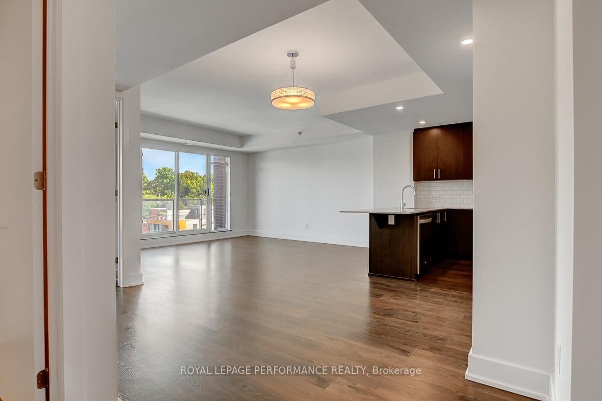 413 - 7 Marquette Avenue, Ottawa, ON — photo 3