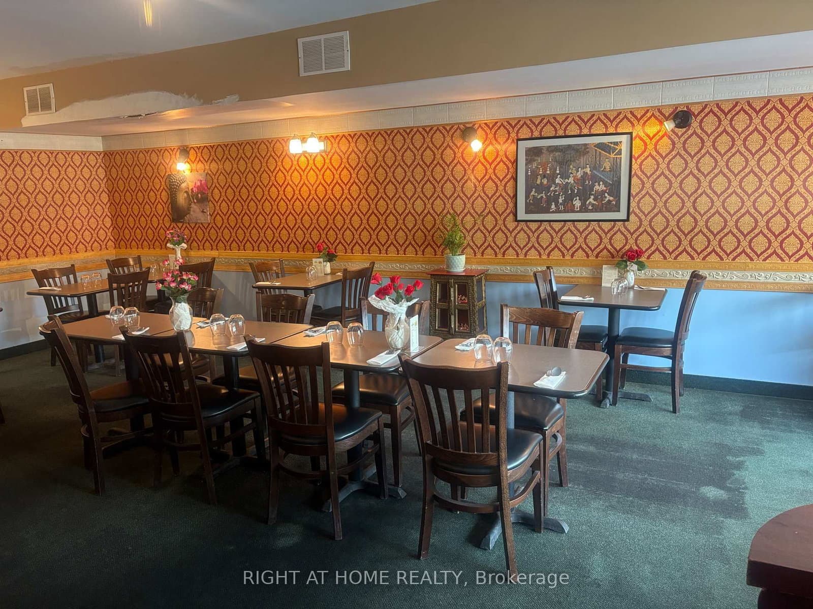 1300 Bank Street, Ottawa, ON — photo 2