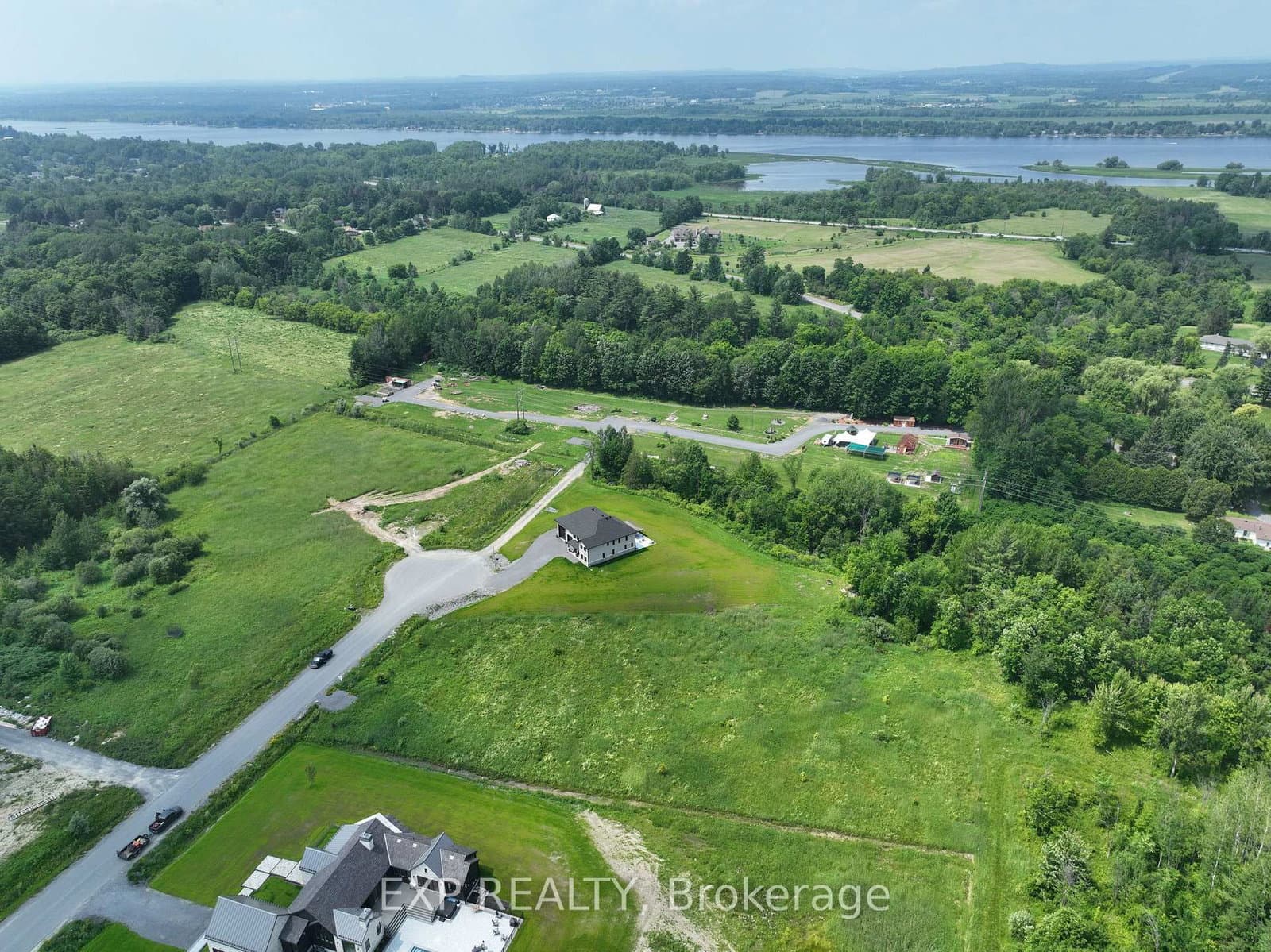 26 Nirmala Drive, Cumberland, ON