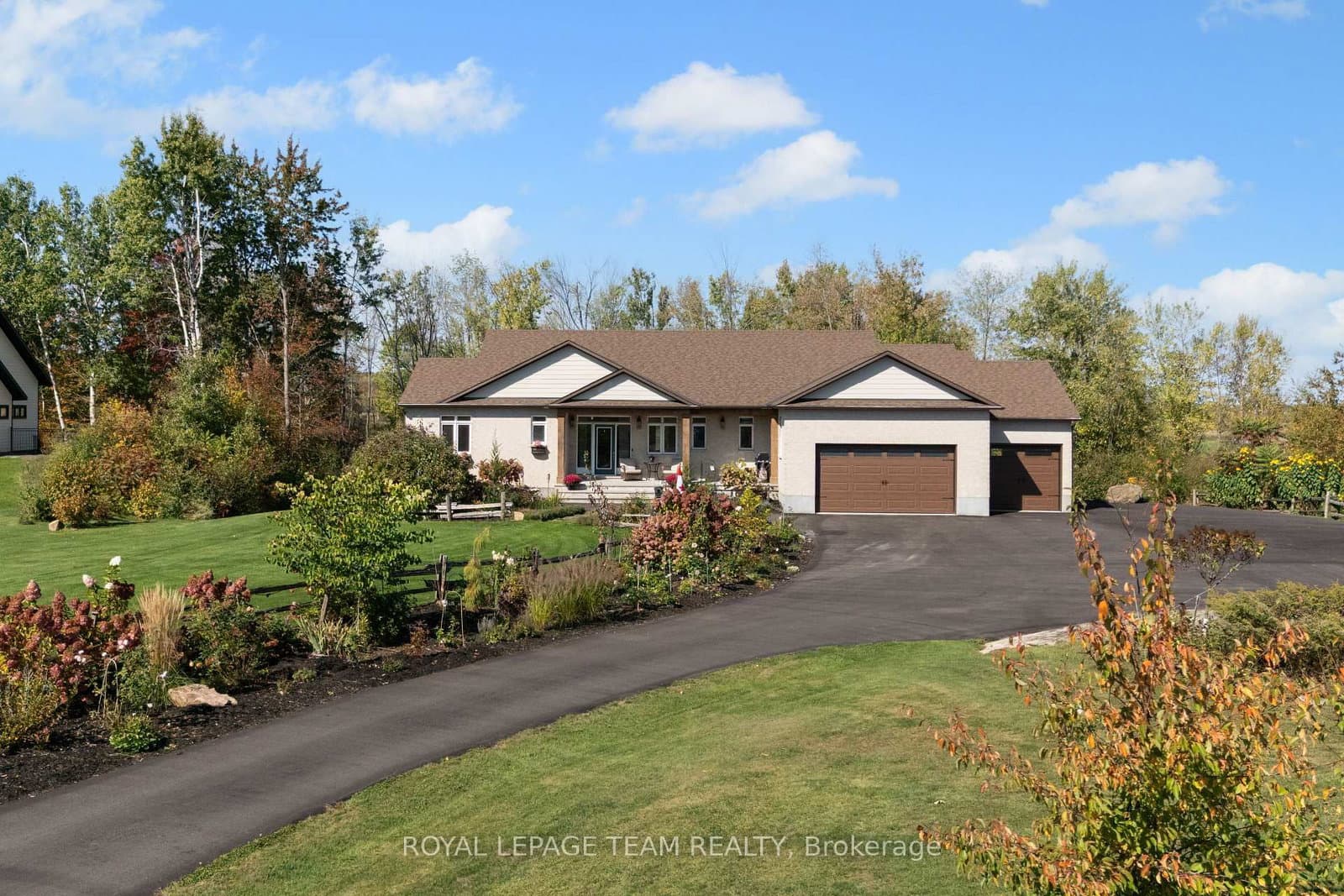 26 Synergy Way, Ottawa, ON