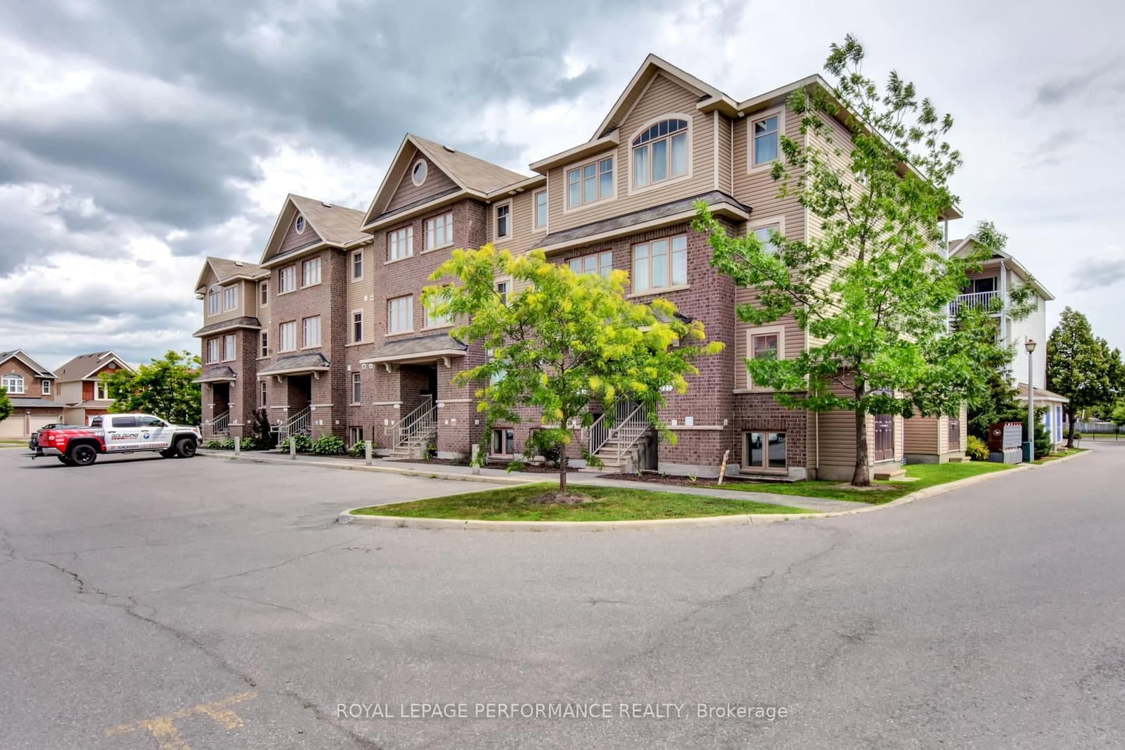 125 Windswept Private, Ottawa, ON — photo 3