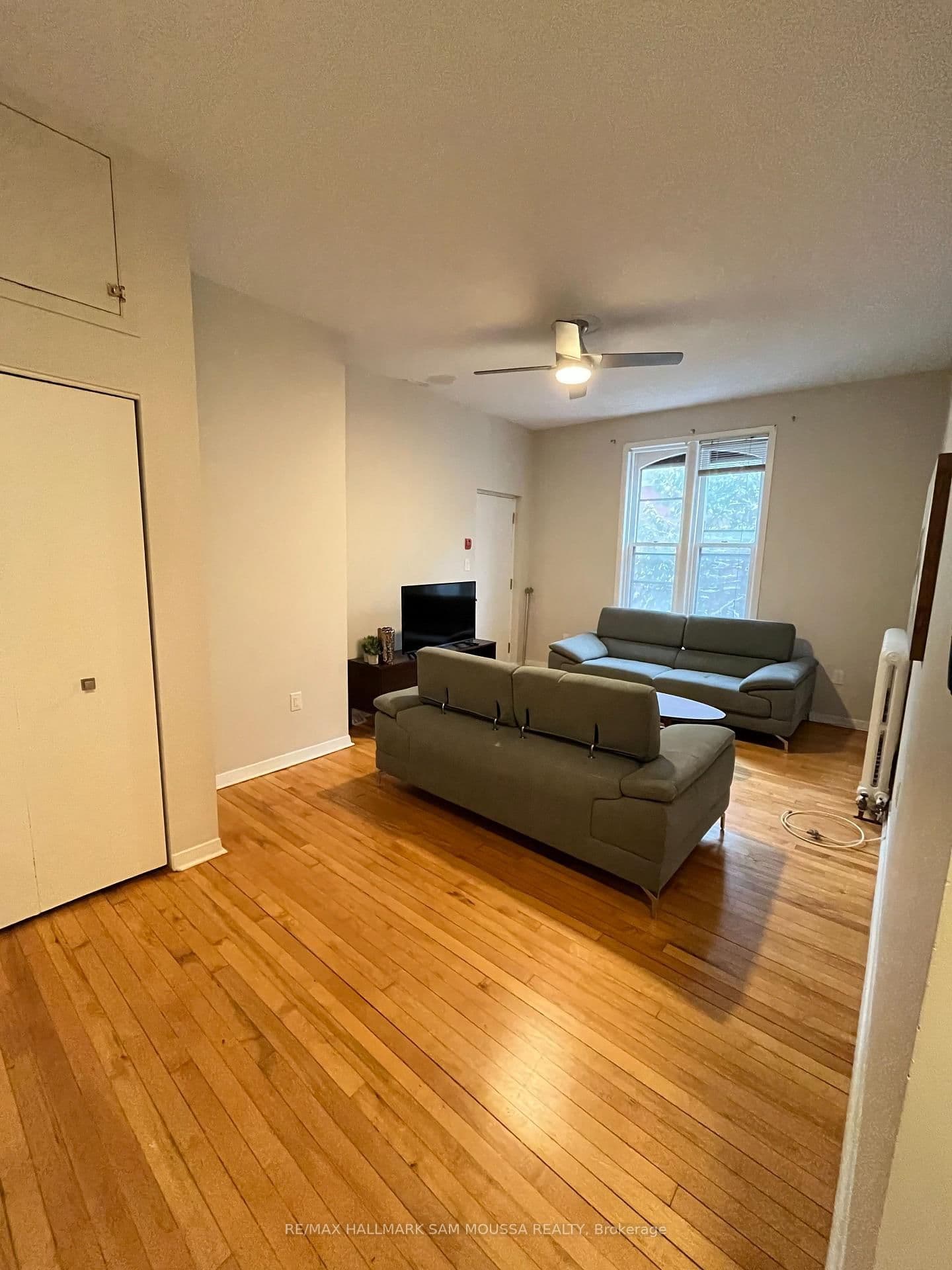 6 - 232 Cooper Street, Ottawa, ON — photo 3