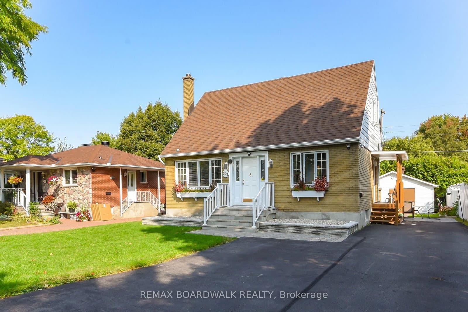 323 Fullerton Avenue, Ottawa, ON — photo 2