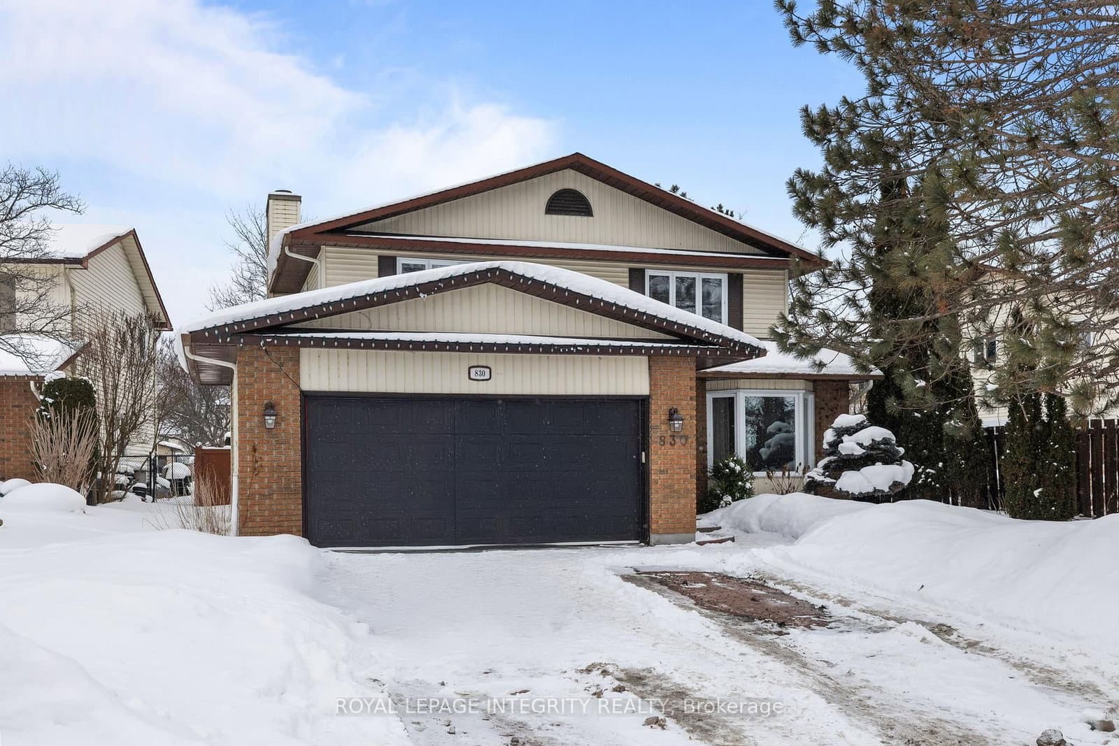 830 Acadian Gardens, Ottawa, ON — photo 2