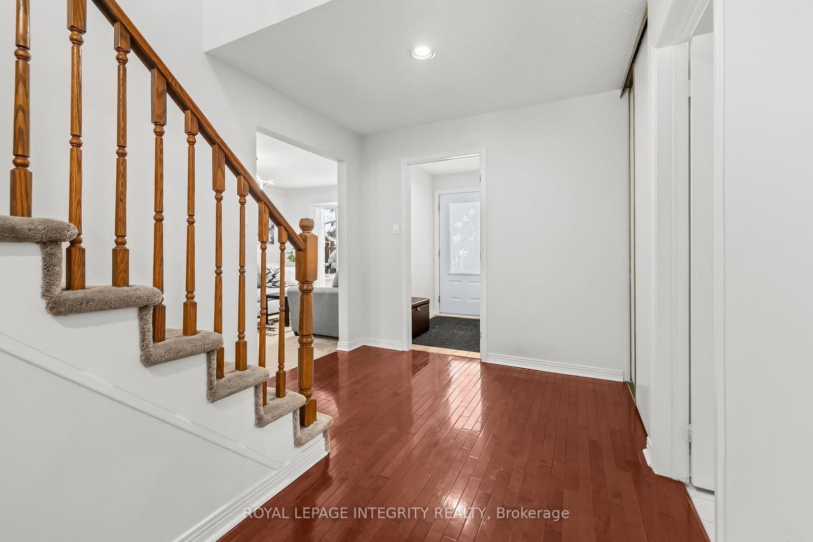 830 Acadian Gardens, Ottawa, ON — photo 3