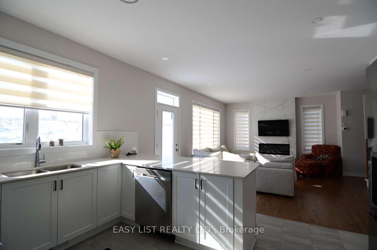 776 Eminence Street, Ottawa, ON — photo 3
