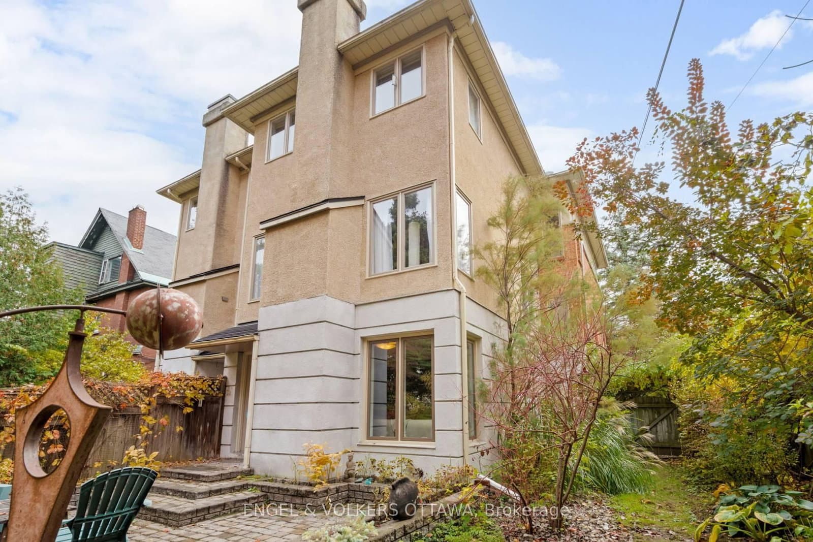 29 Aylmer Avenue, Ottawa, ON — photo 2