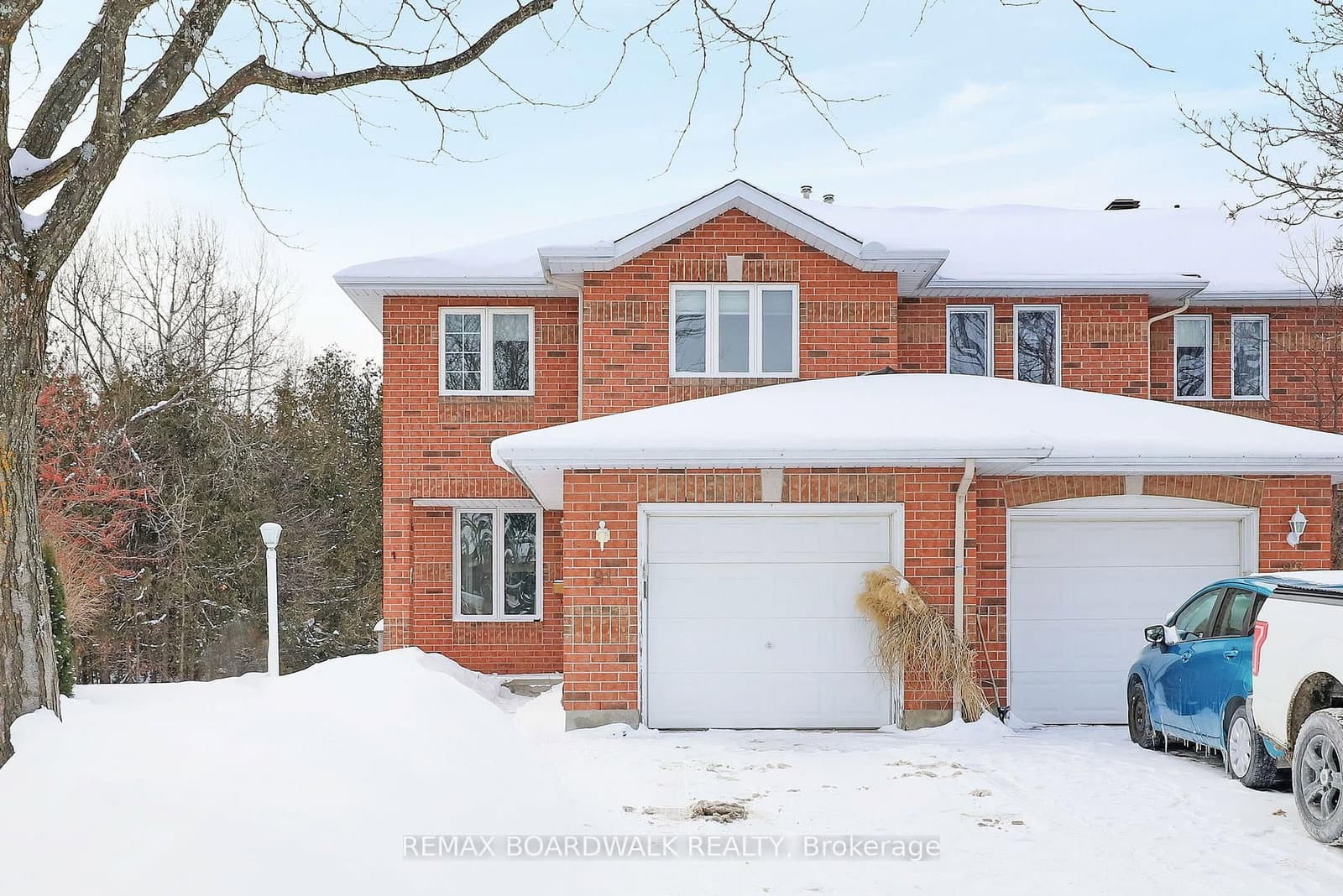 91 Whalings Circle, Stittsville, ON — photo 2