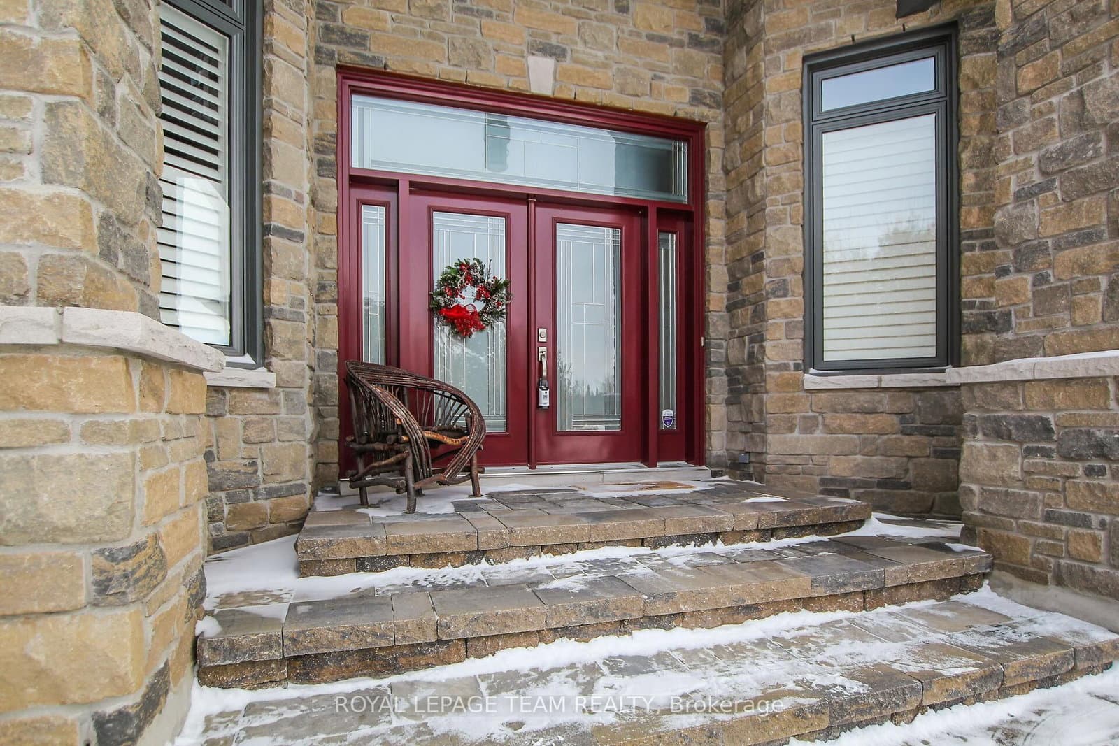 217 Shamus Way, Carp, ON — photo 2