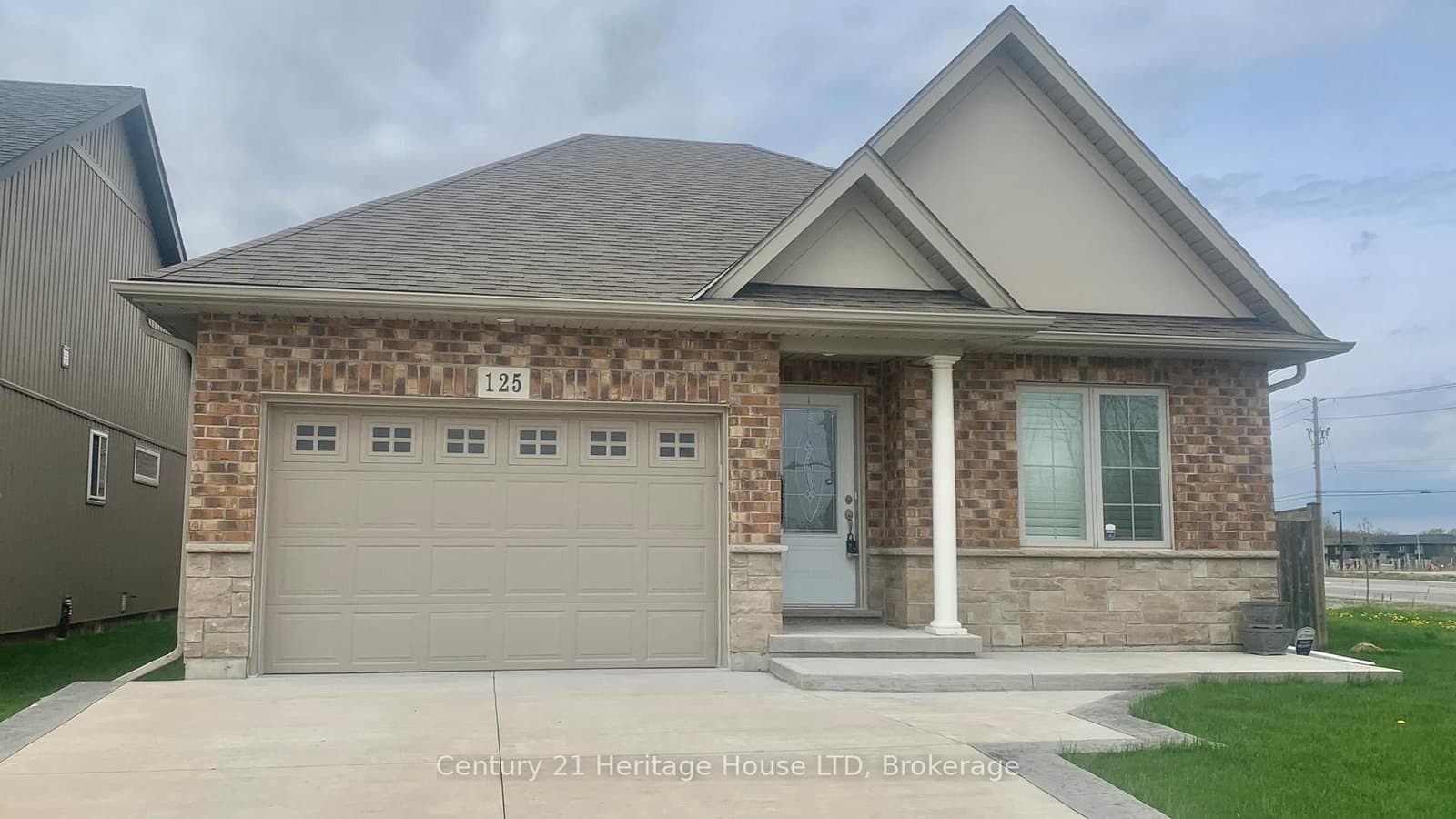 125 Clare Avenue, Welland, ON