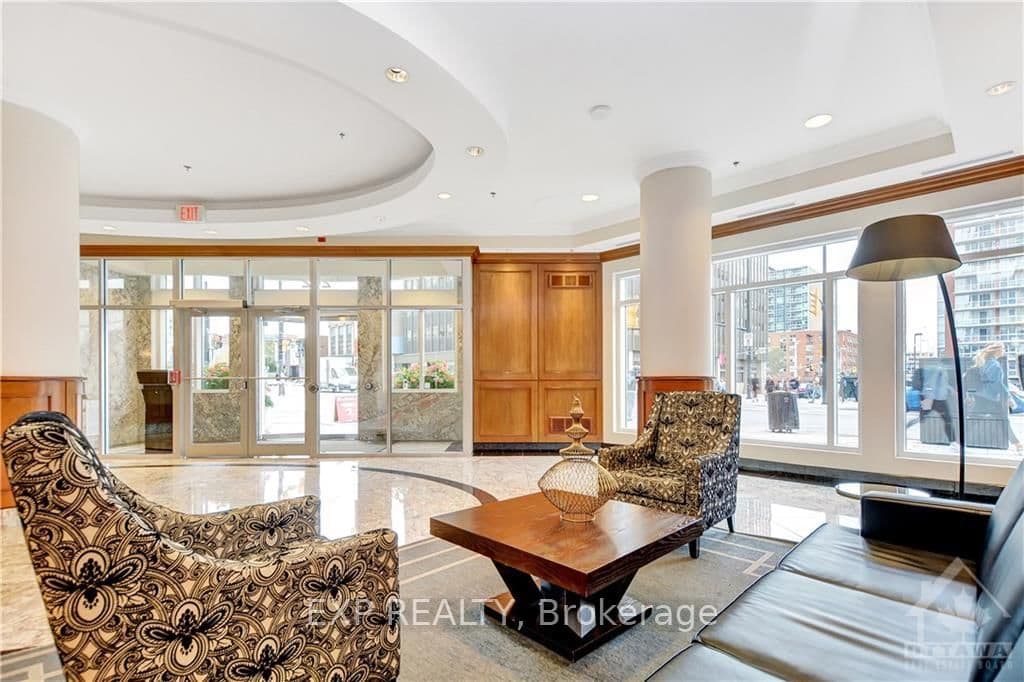 2208 - 242 Rideau Street, Ottawa, ON — photo 2