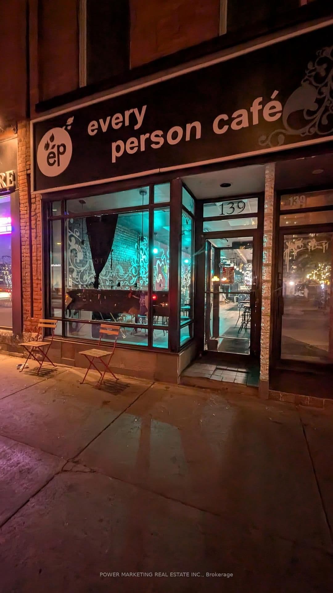 139 BANK Street, Ottawa, ON