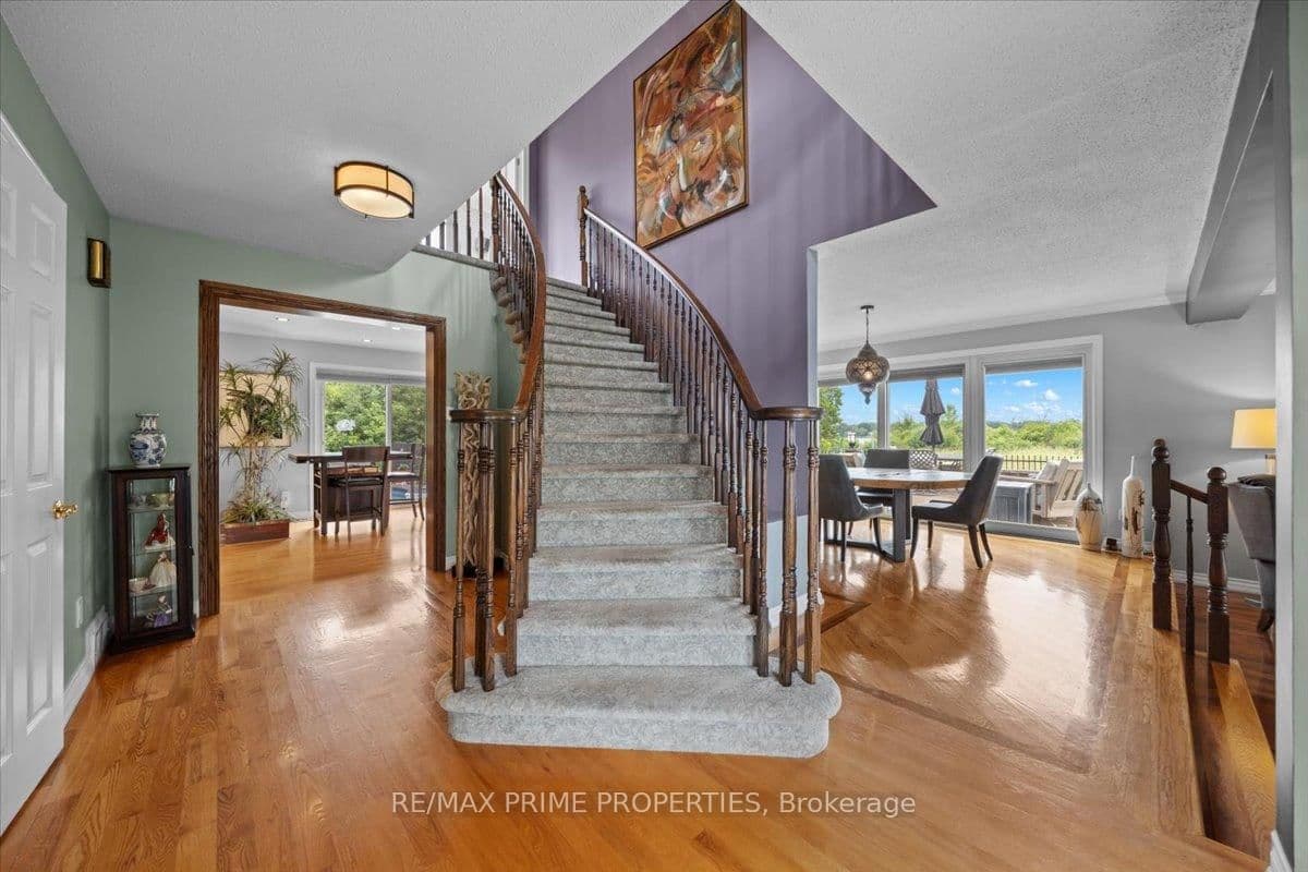 800 Fairwinds Terrace, Orleans, ON — photo 3
