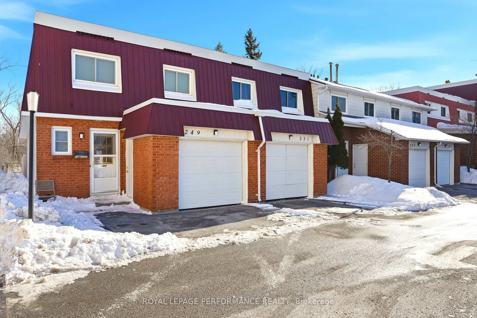 94 - 249 Romulus Private, Ottawa, ON