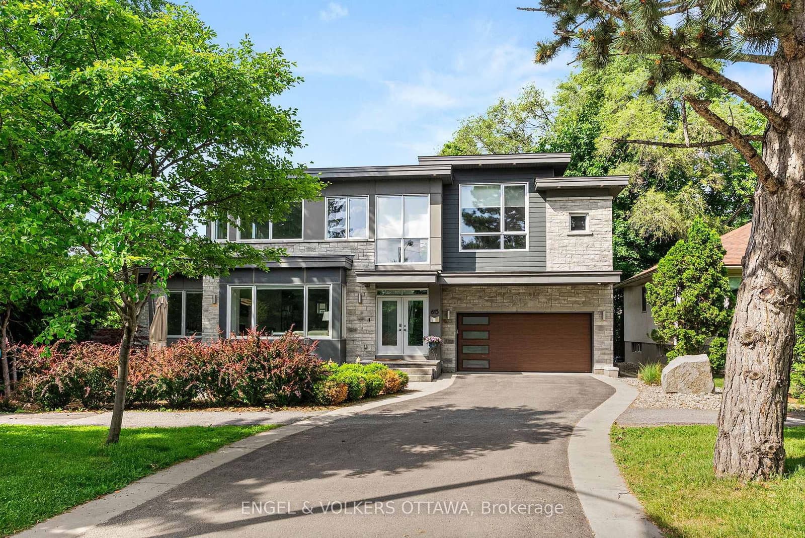 615 Island Park Crescent, Ottawa, ON