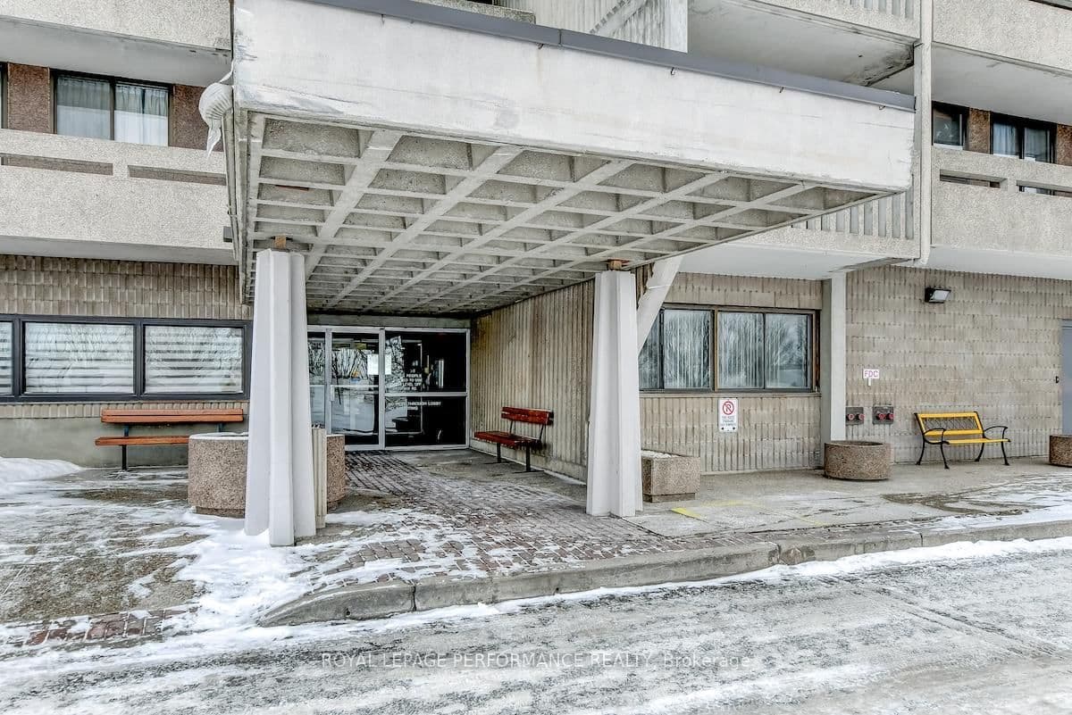 404 - 415 Greenview Avenue, Ottawa, ON