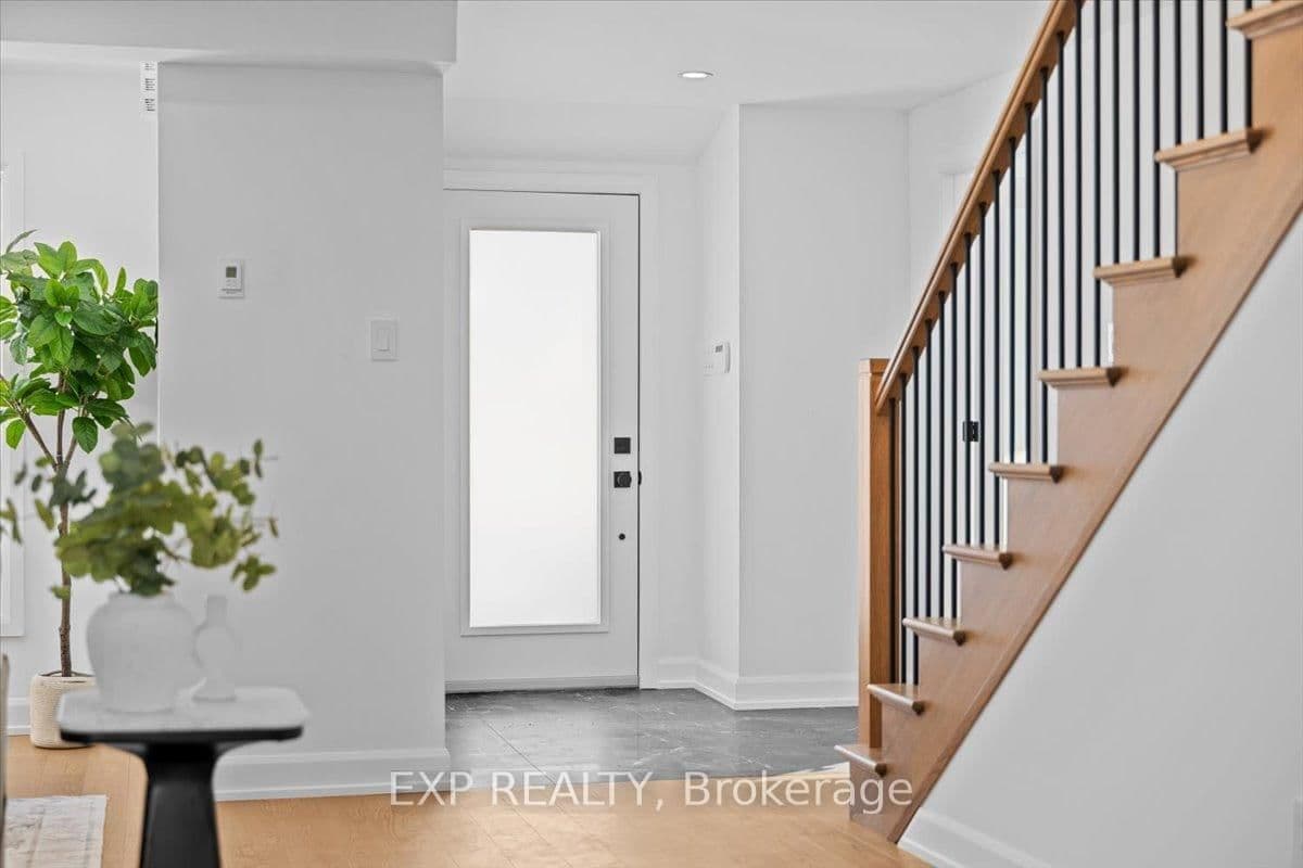 41 Qualicum Street, Ottawa, ON — photo 3