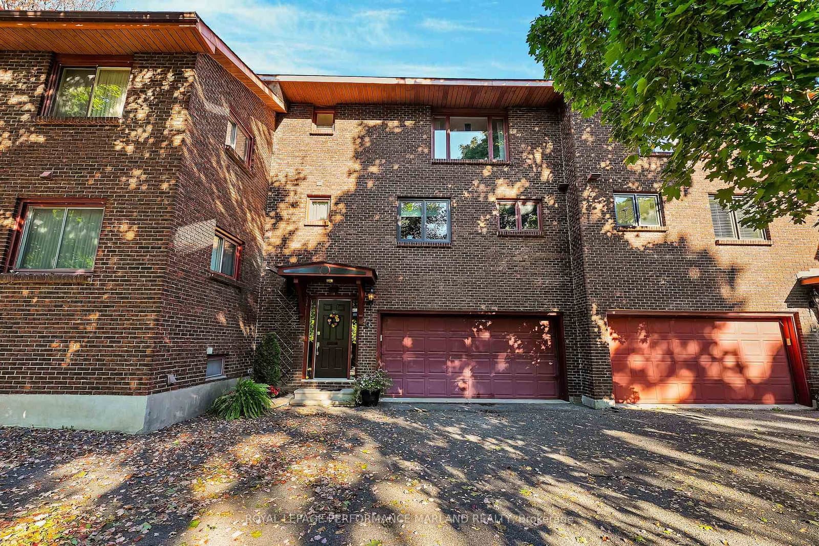31 Aylen Avenue, Ottawa, ON