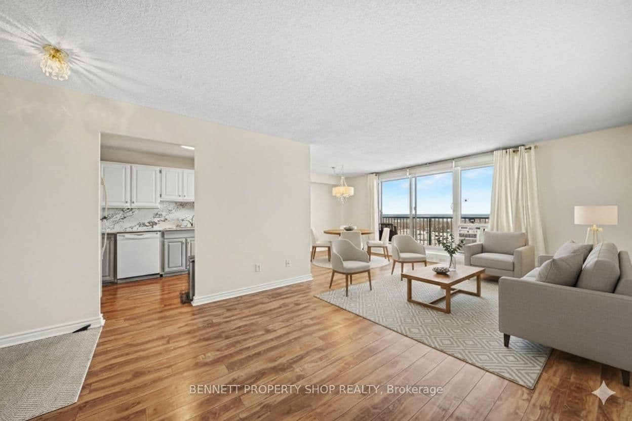 2011 - 665 Bathgate Drive, Ottawa, ON — photo 2