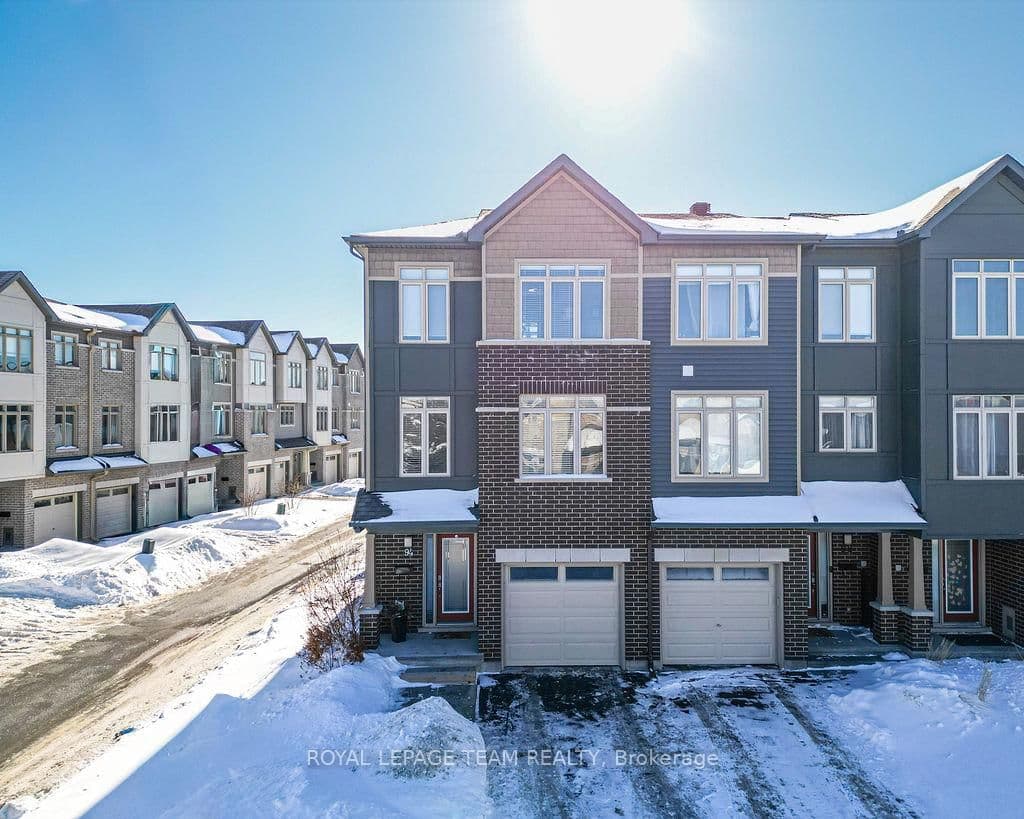 94 NUTTING Crescent, Ottawa, ON