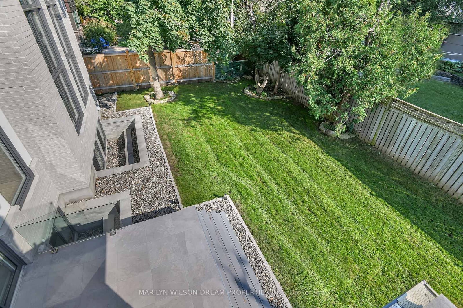 320 Crestview Road, Ottawa, ON — photo 3