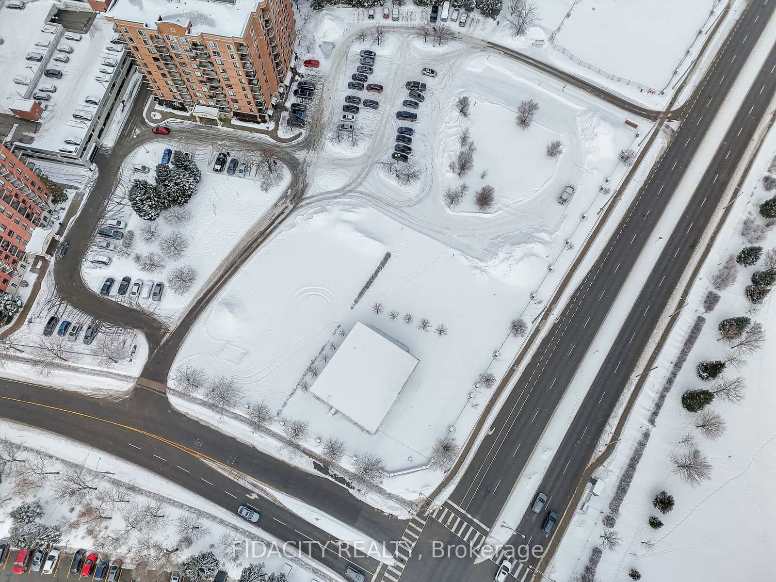 300 Central Park Drive, Ottawa, ON — photo 3