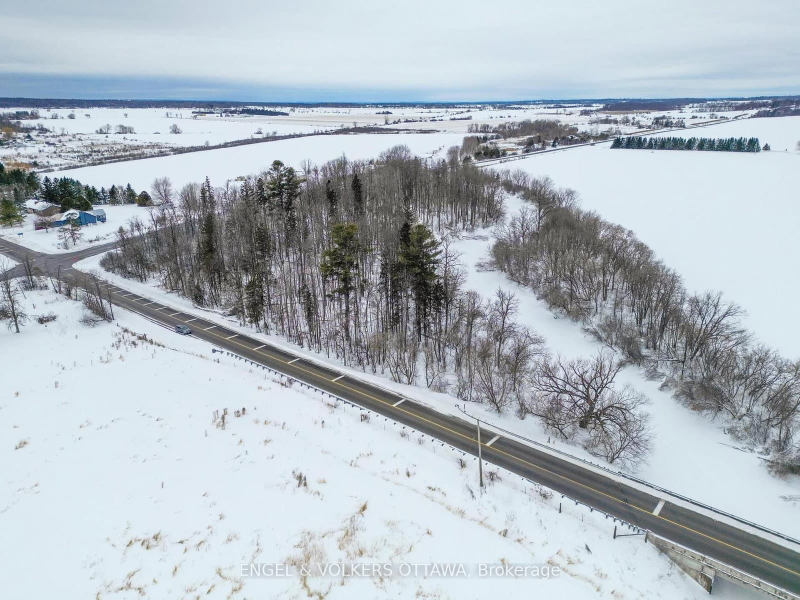 2615 Thomas A Dolan Parkway, Kinburn, ON — photo 2