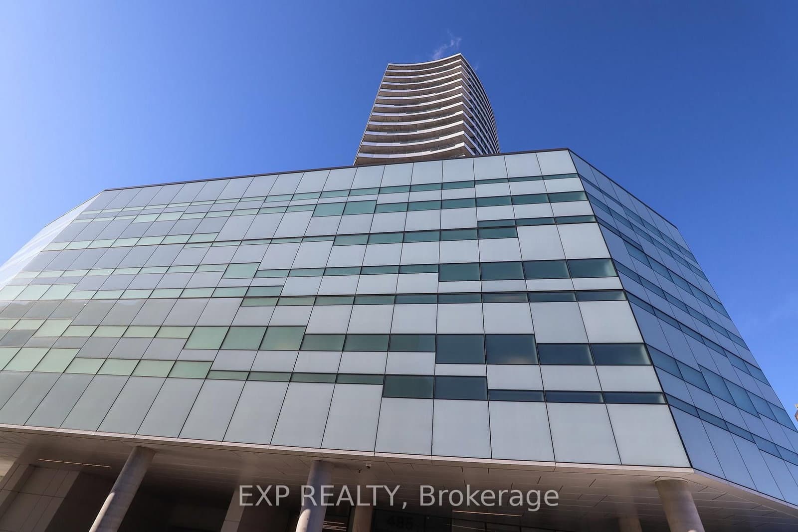 810 - 485 Richmond Road, Ottawa, ON — photo 2