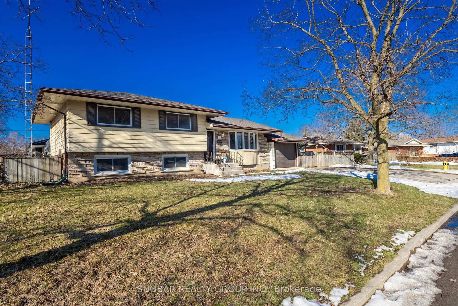 57 ALEXANDRA Boulevard, St. Catharines, ON — photo 3