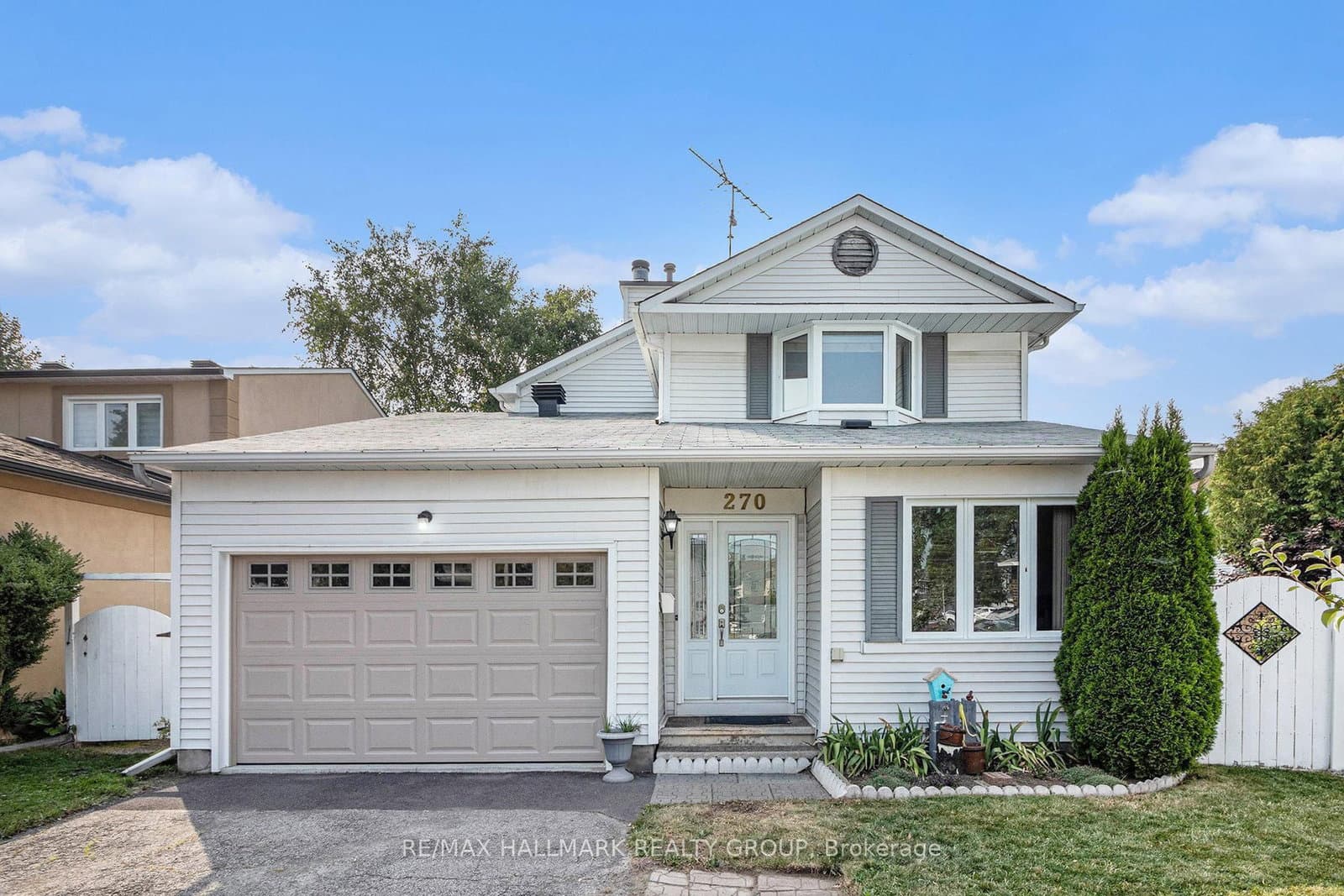 270 Mceachern Crescent, Ottawa, ON