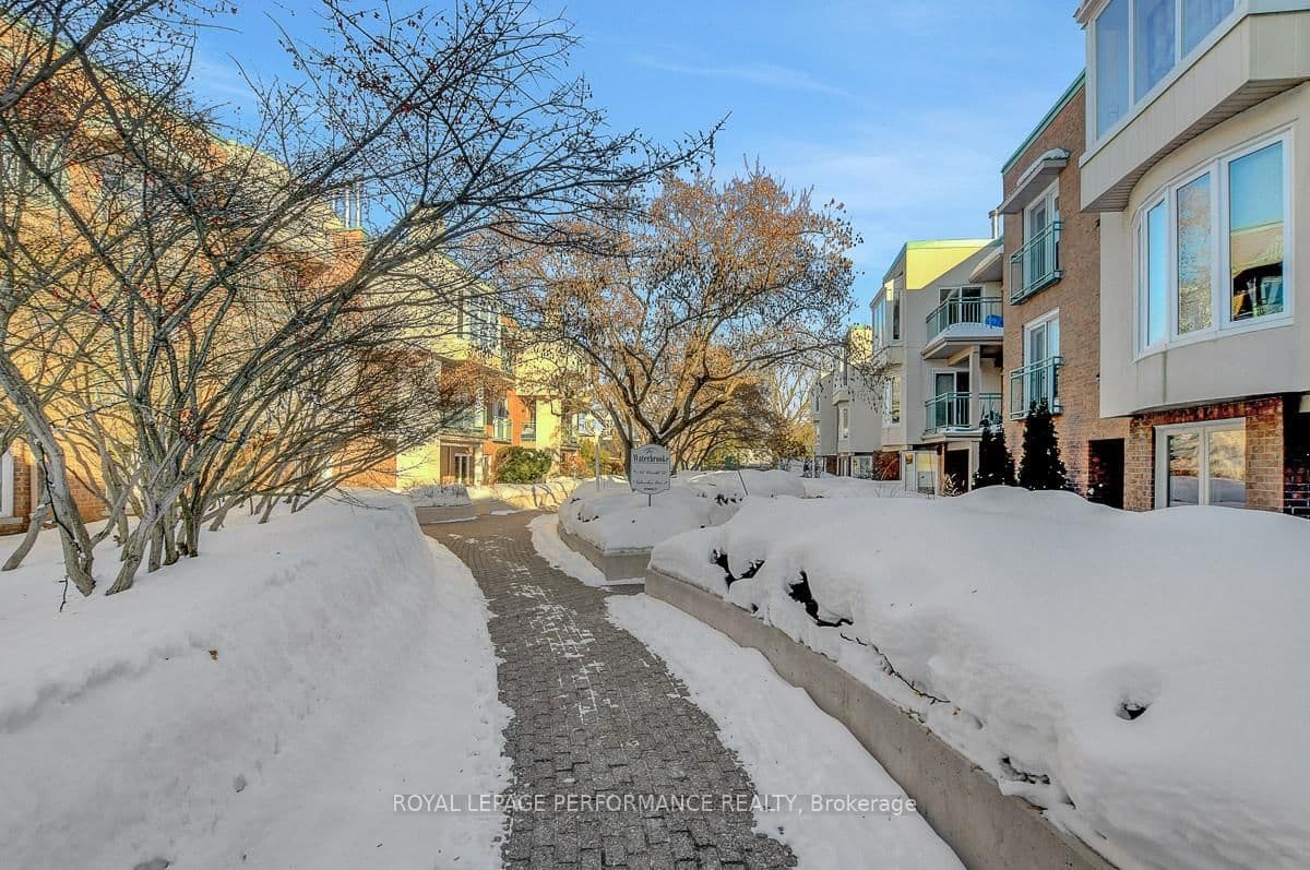 401D - 1 Columbus Avenue, Ottawa, ON — photo 2