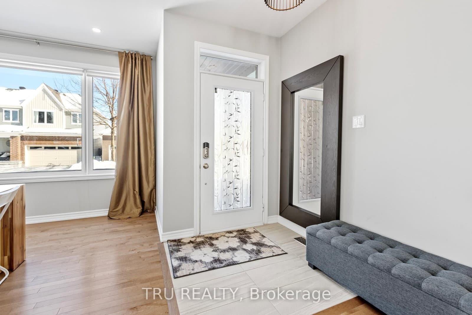 34 Coppermine Street, Ottawa, ON — photo 3