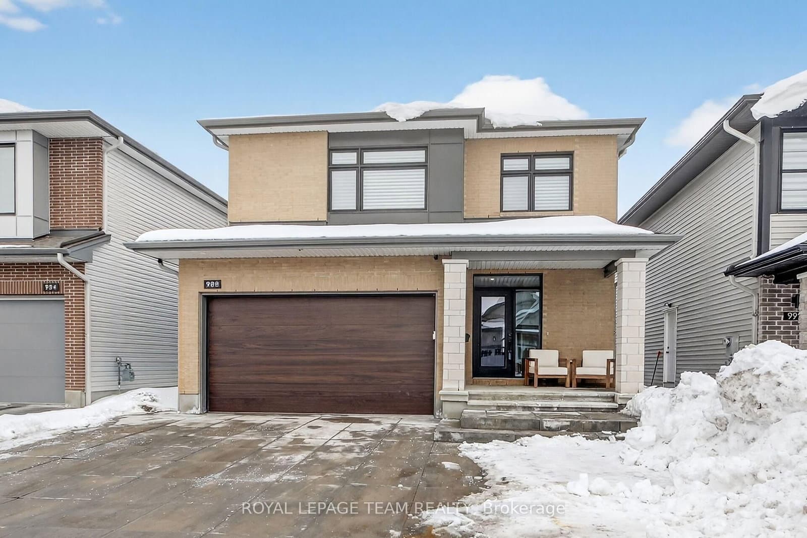 988 Beckton Heights, Ottawa, ON