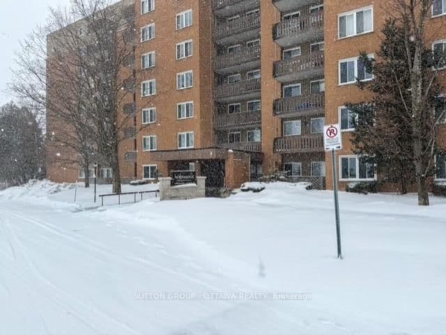 603 - 1599 Lassiter Terrace, Ottawa, ON