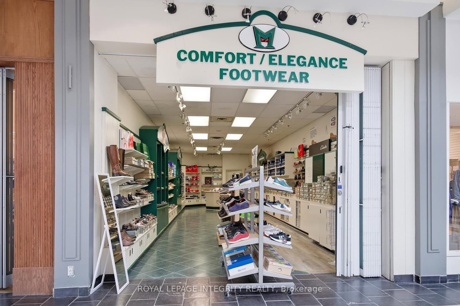 300 Eagleson Road, Kanata, ON — photo 2